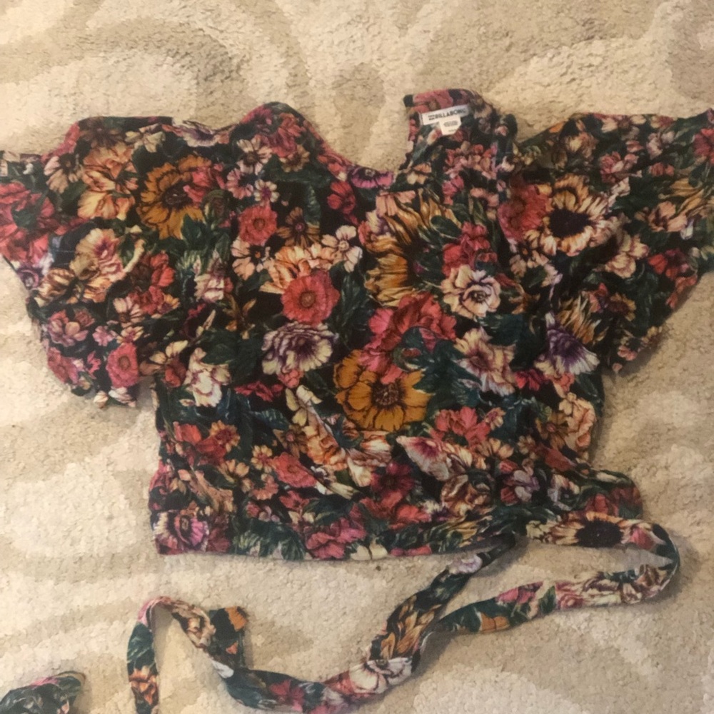 Billabong flower top